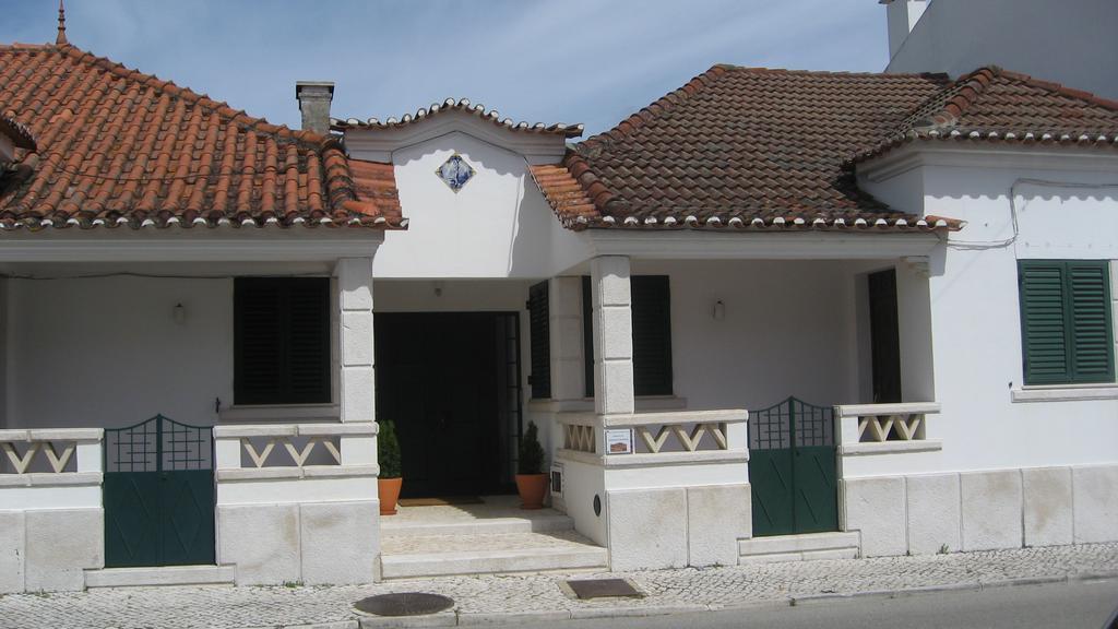 Parreirais Dos Moquinhos Hotel Minde Exterior photo